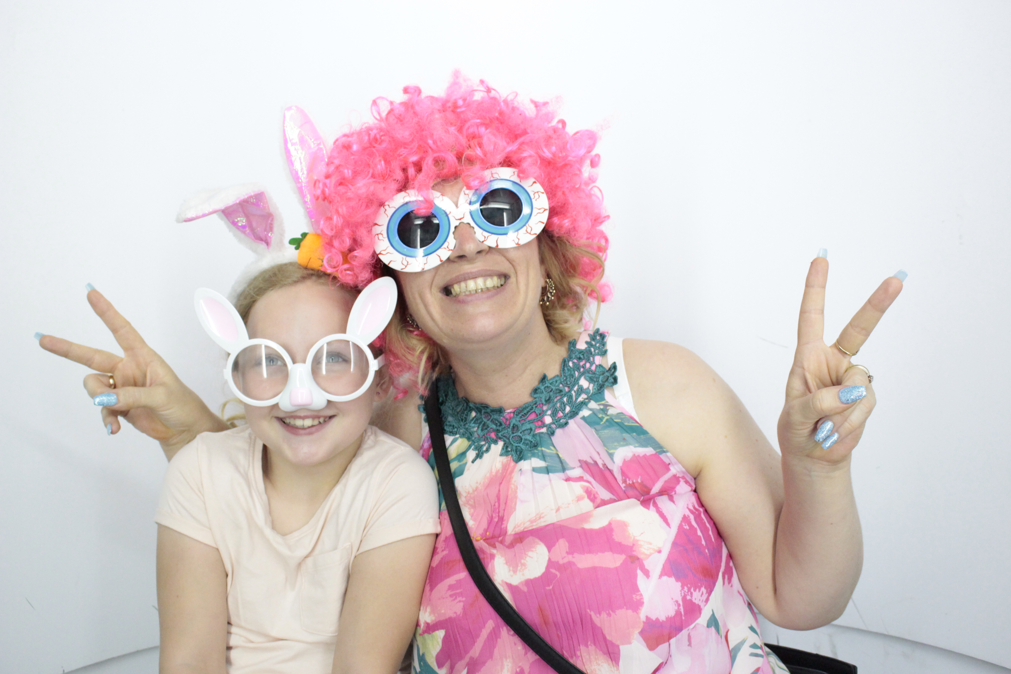 Kerry's 30th Birthday | View more photos from the event at gallery.myphotoboothexperience.co.uk/u/MyPhotoBoothExperienceLtd/Kerrys-30th-Birthday
